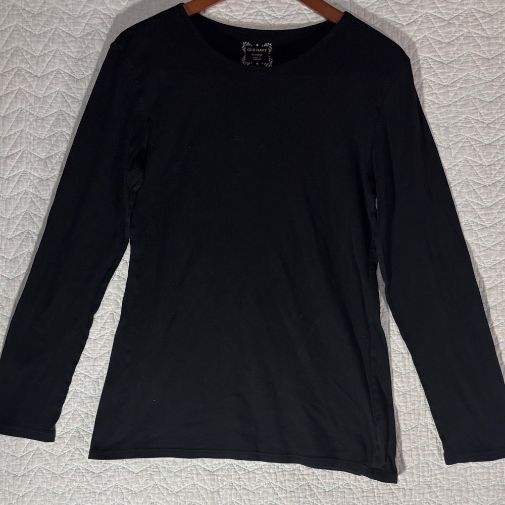 Old Navy Black Long Sleeve Crewneck Tee 100% Cotton